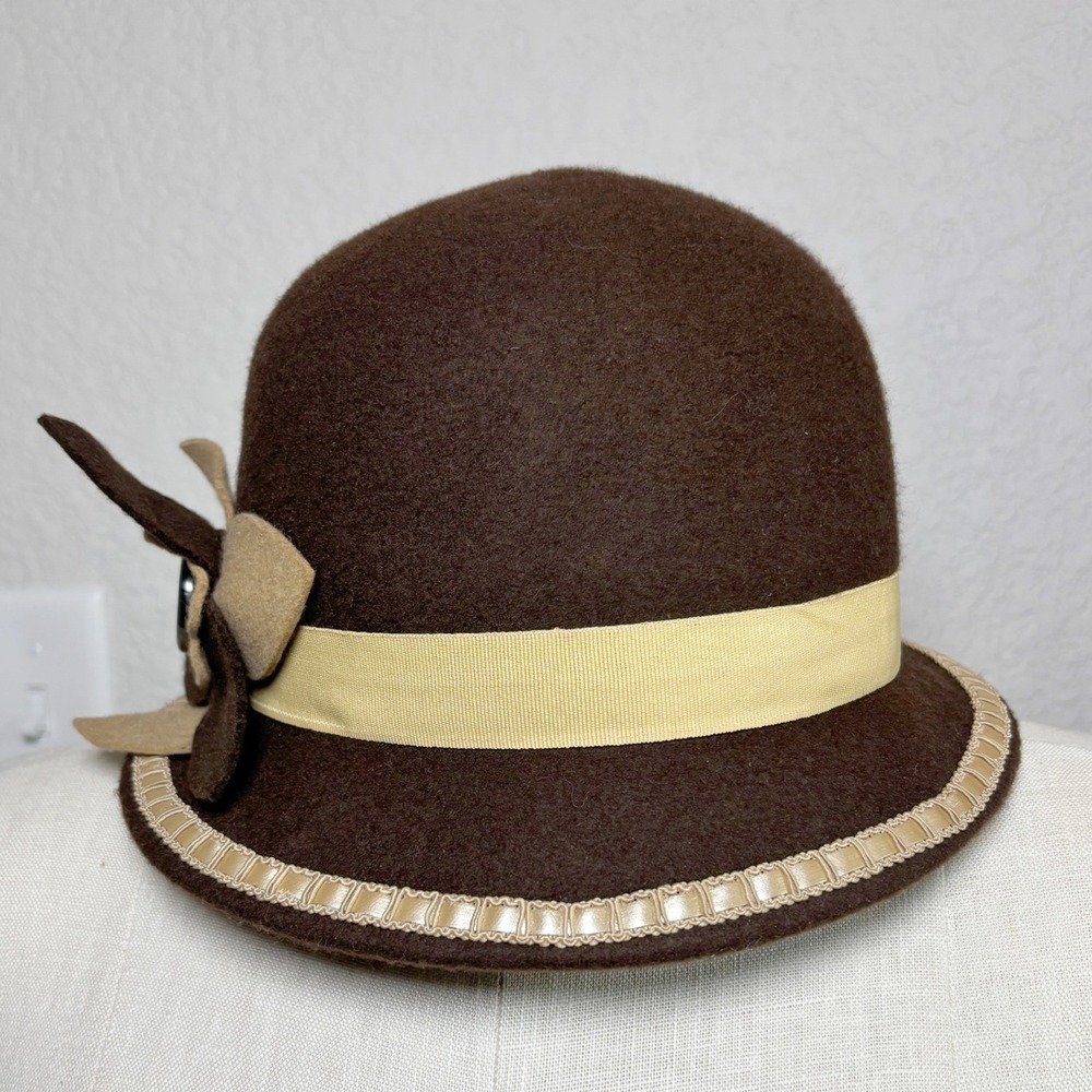 Angela‎ & William Brown 100% Wool Cloche Hat Yellow Ribbon Flower CL1213 OSFM - Picture 3 of 8